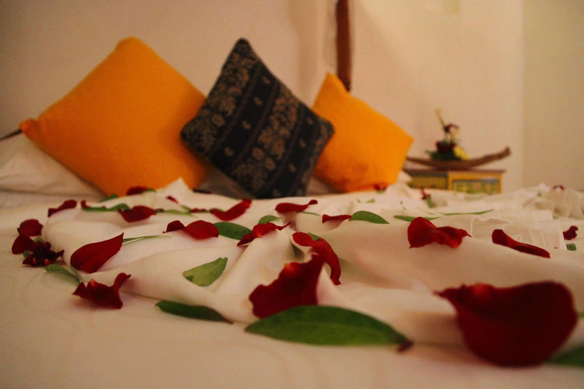 Athulya Villas Kandy Esterno foto