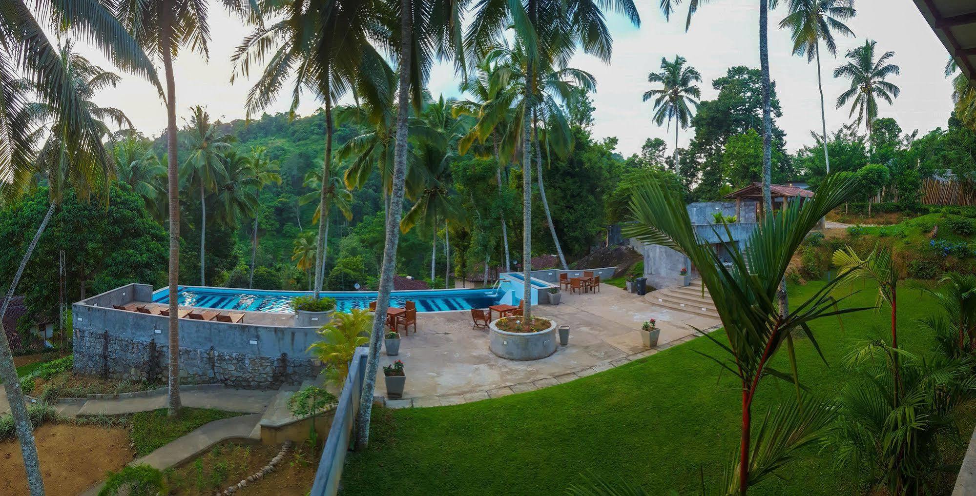 Athulya Villas Kandy Esterno foto